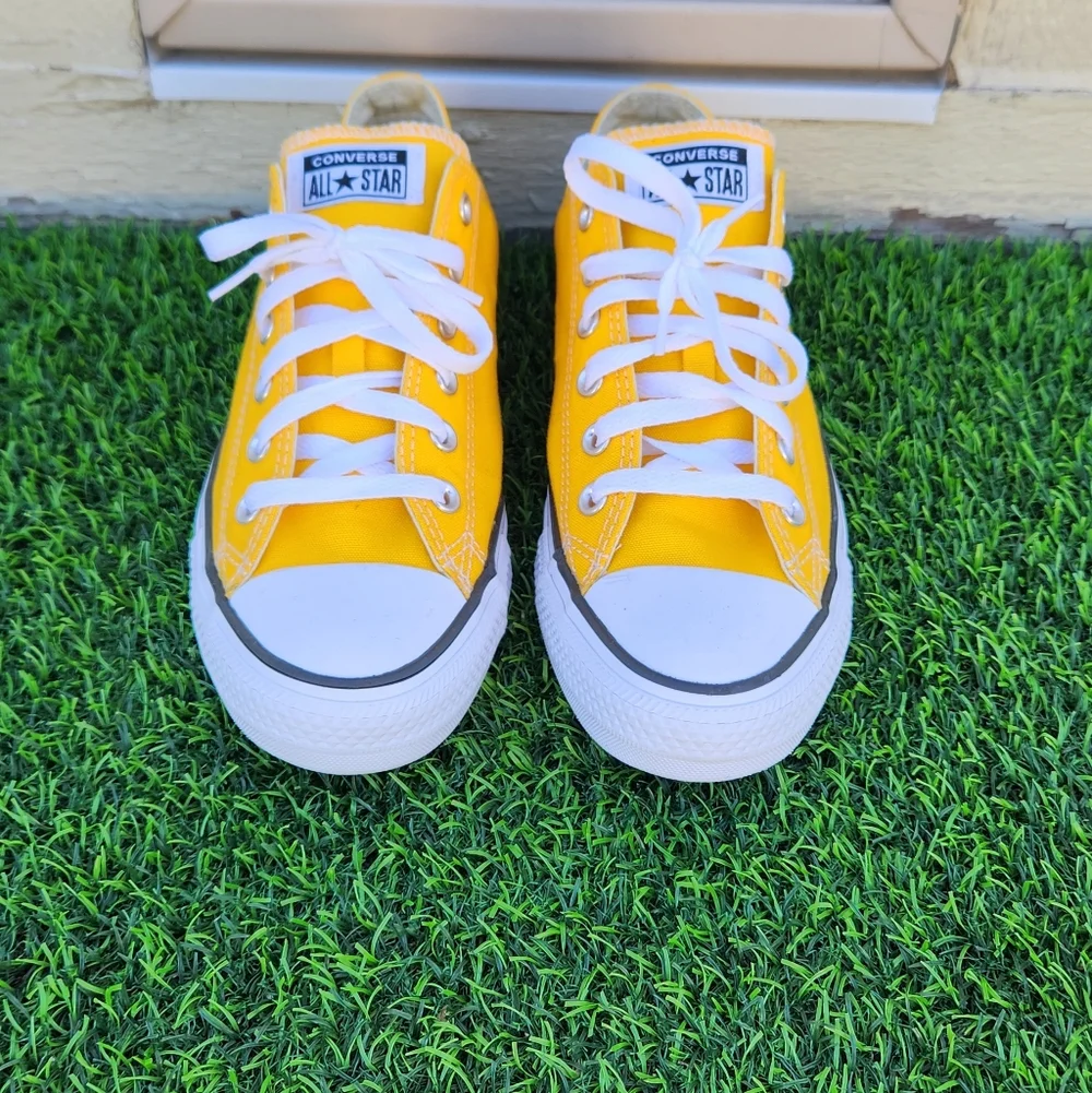 Converse Chuck Taylor All Star Low Lemon Chrome Yellow Shoes Size 8 - Picture 2 of 6